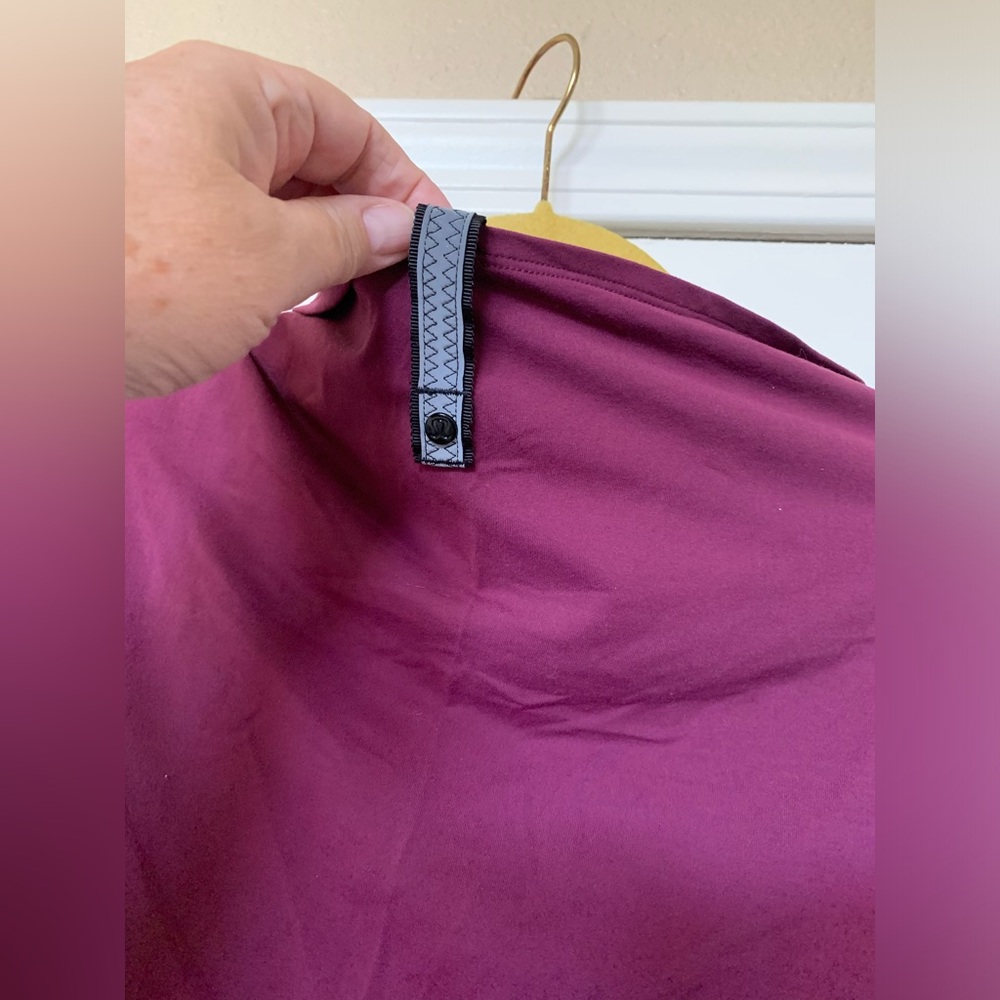 Lululemon Customizable Snap Button Scarf In Purple 🌴 - Picture 6 of 6